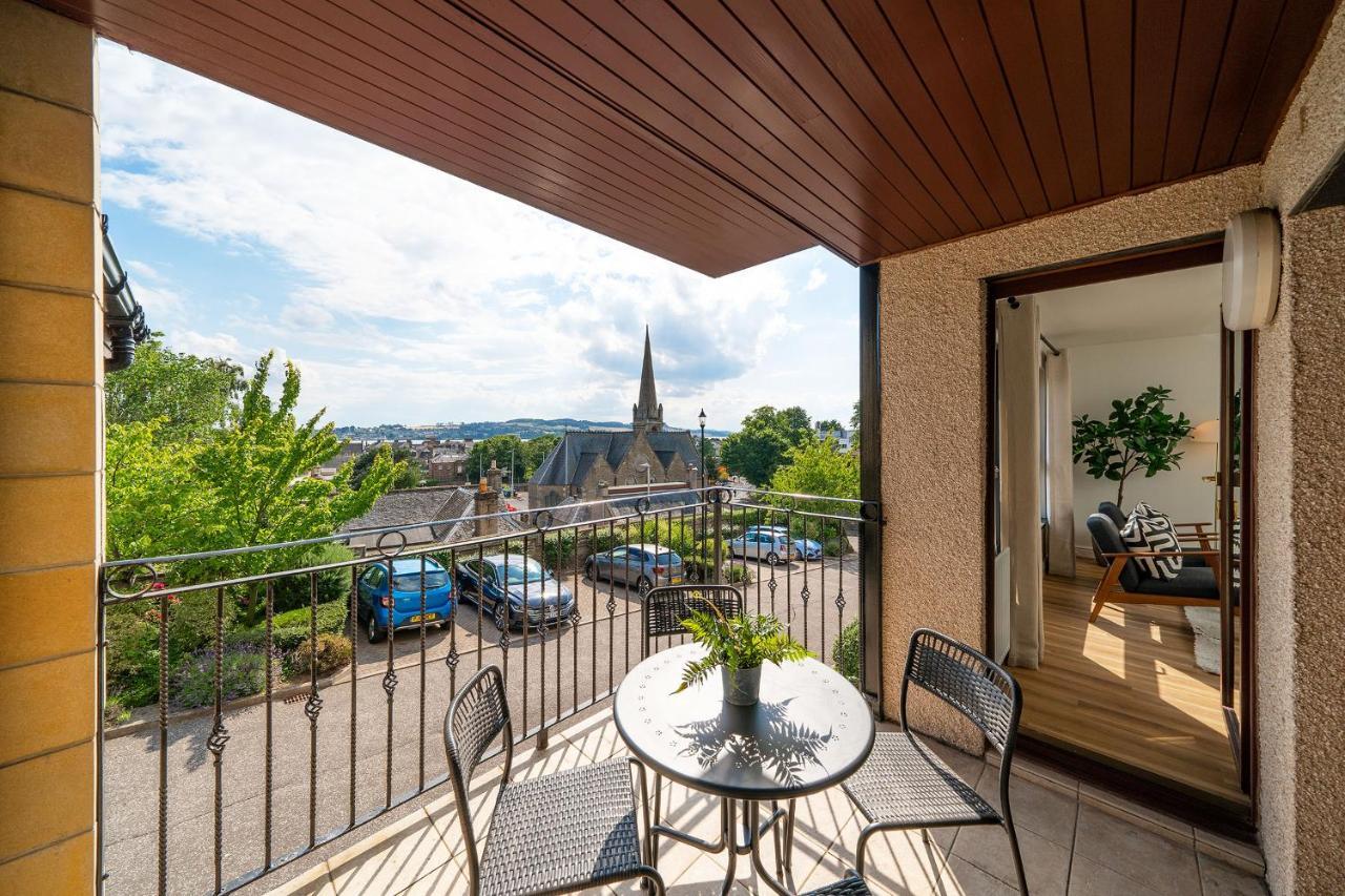 At The Castle Broughty Ferry Exterior foto